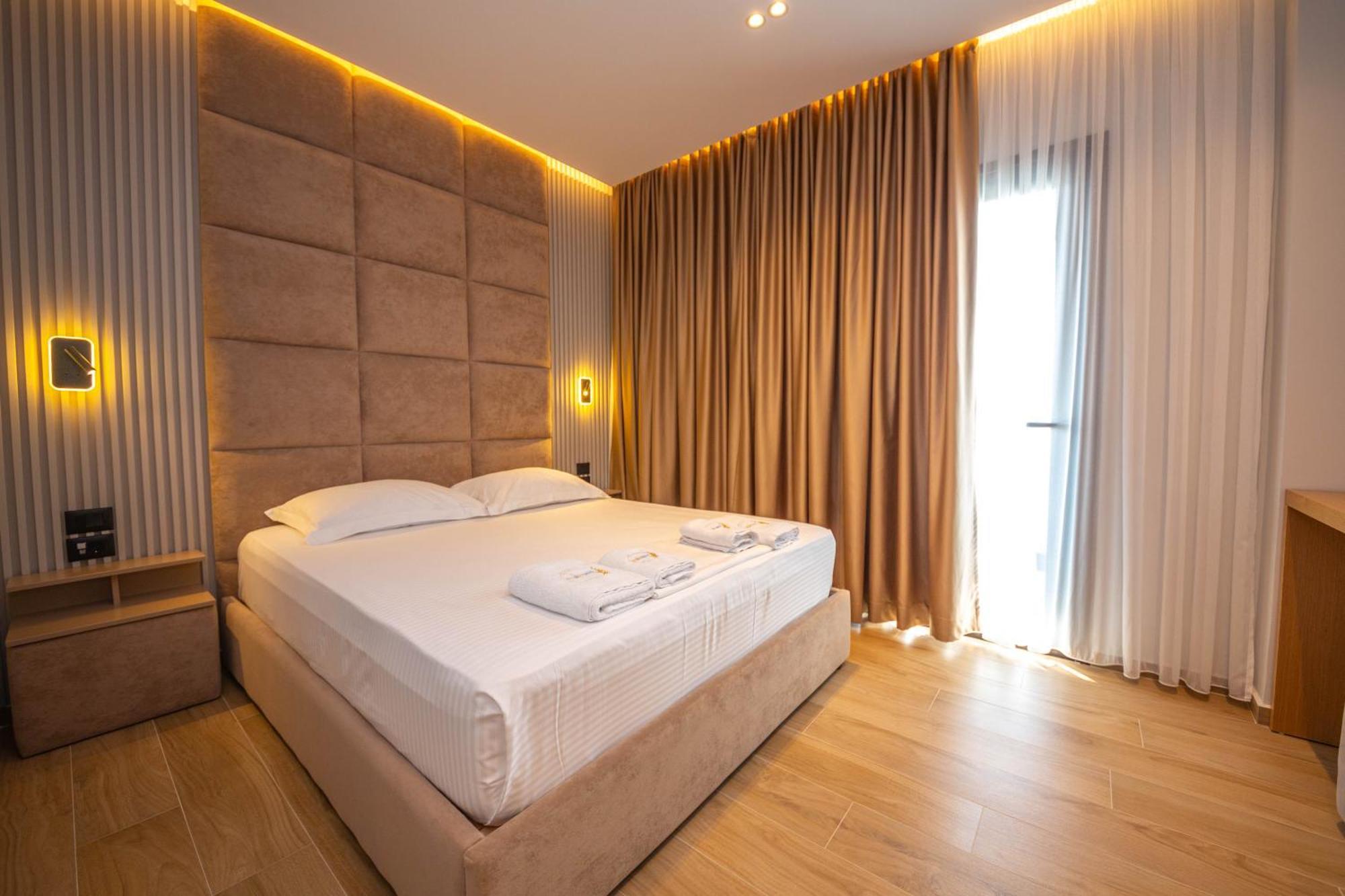 Absolute Hotel Ксаміл Екстер'єр фото
