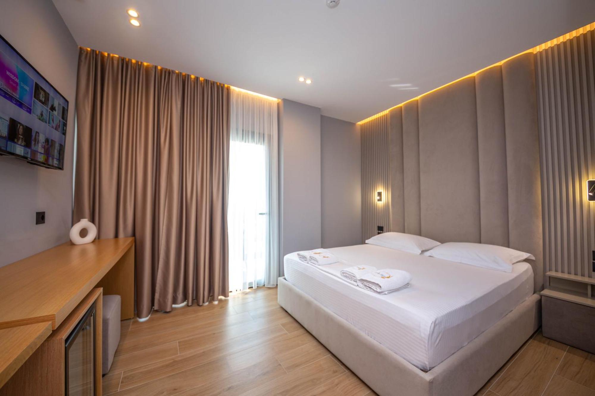 Absolute Hotel Ксаміл Екстер'єр фото